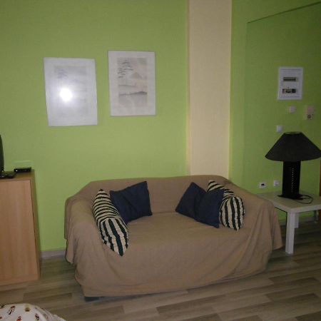 Homy Cozy Studio Towards The Centre Thessaloniki Exterior photo